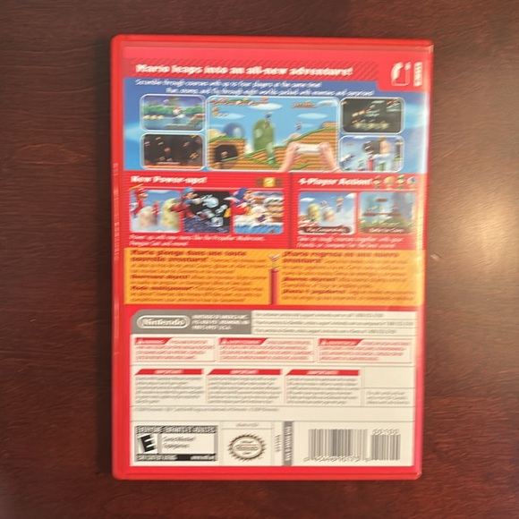 New Super Mario Bros. Wii - Picture 2 of 3